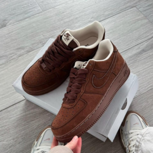 Nike Air Force 1 Low '07 Suede Cacao Wow.